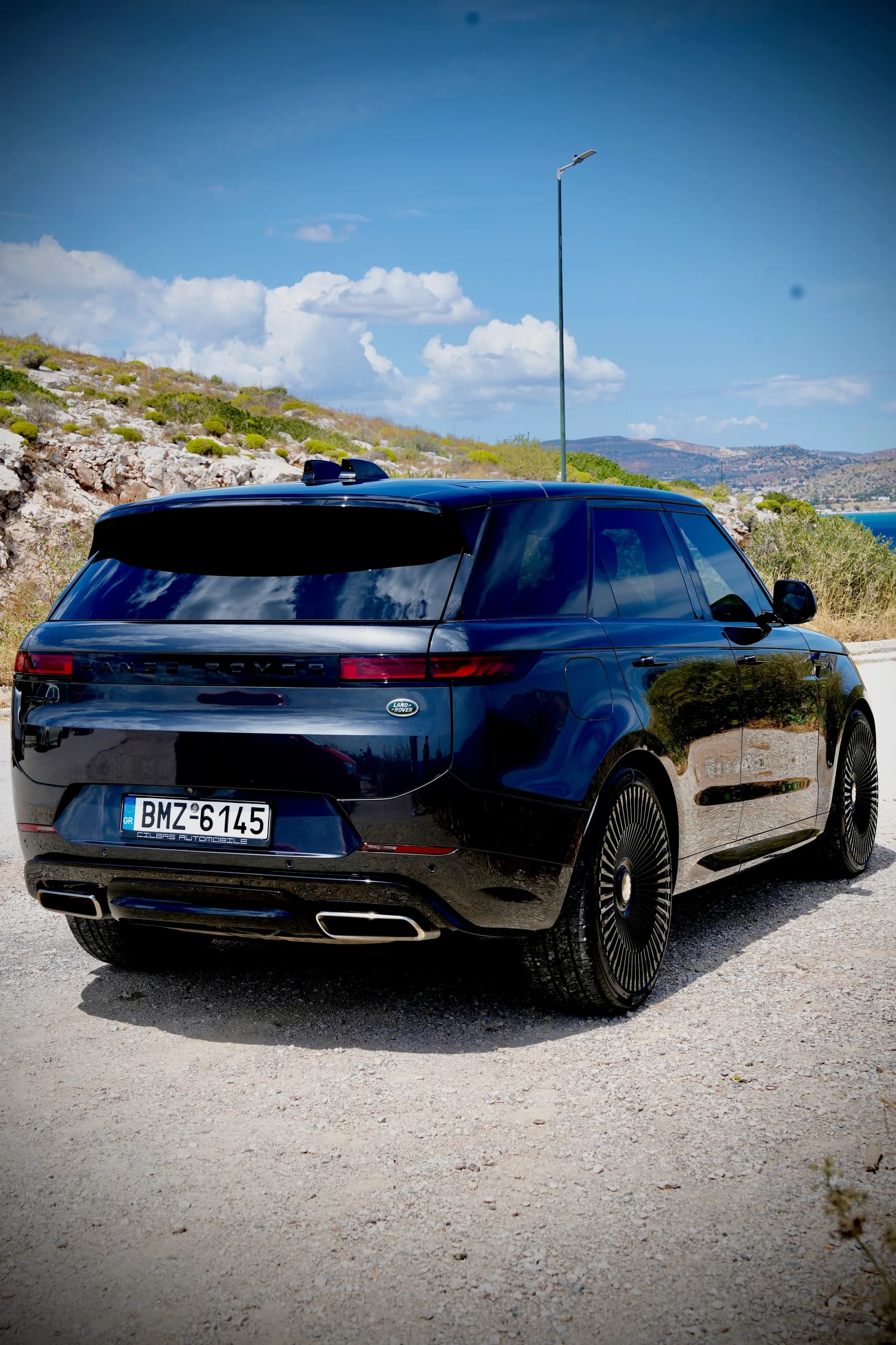 Range Rover - Photo 11
