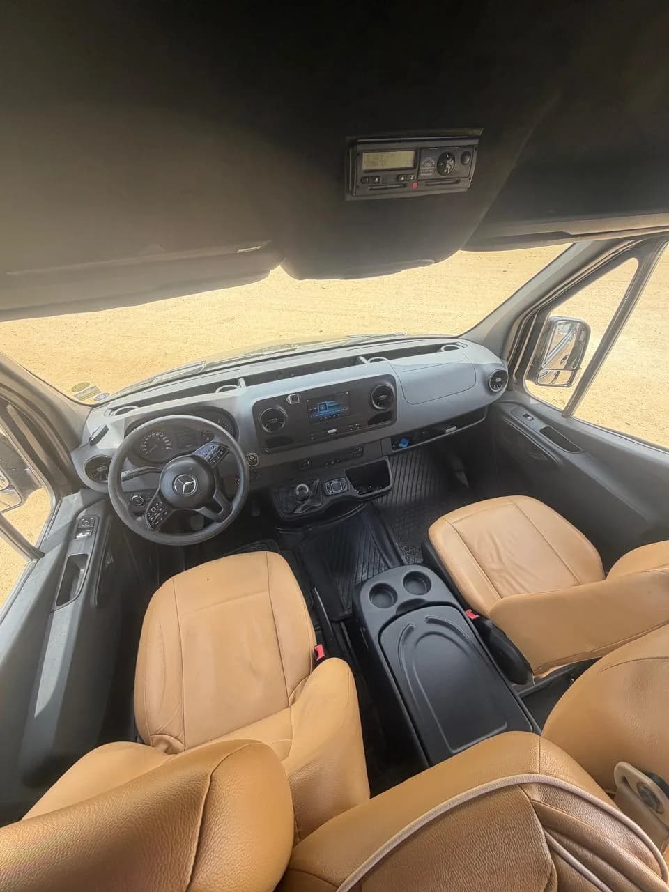 Mercedes Sprinter 14+1 - Photo 2