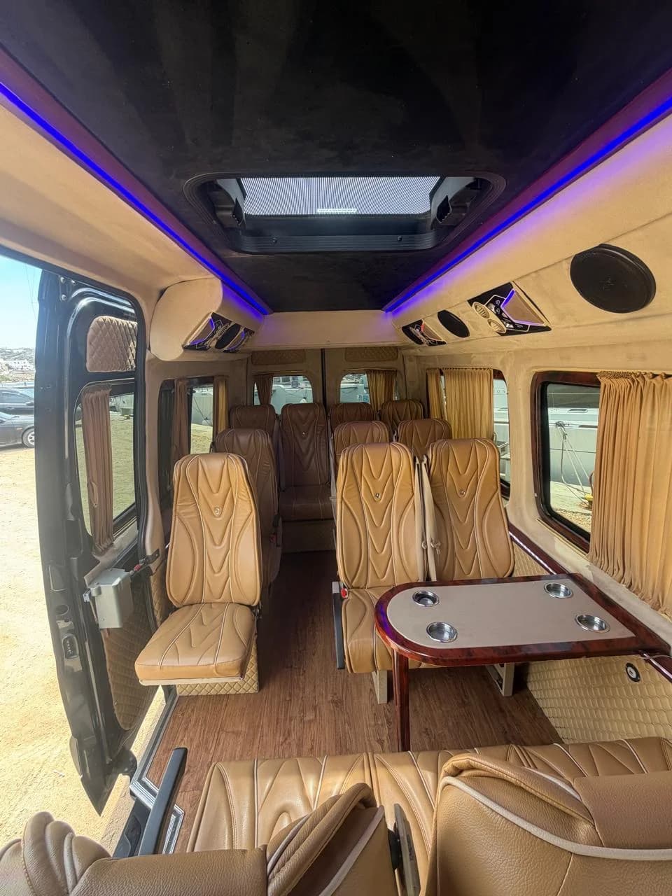 Mercedes Sprinter 14+1 - Photo 3