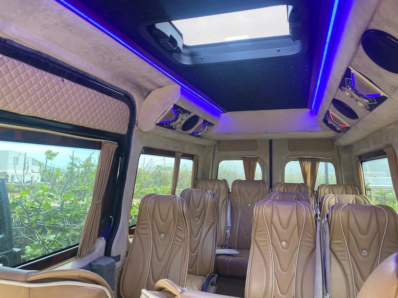 Mercedes Sprinter 16+1 - Photo 10